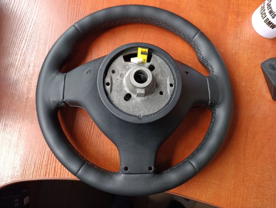 BMW E46 kierownica mpakiet. Obszyta