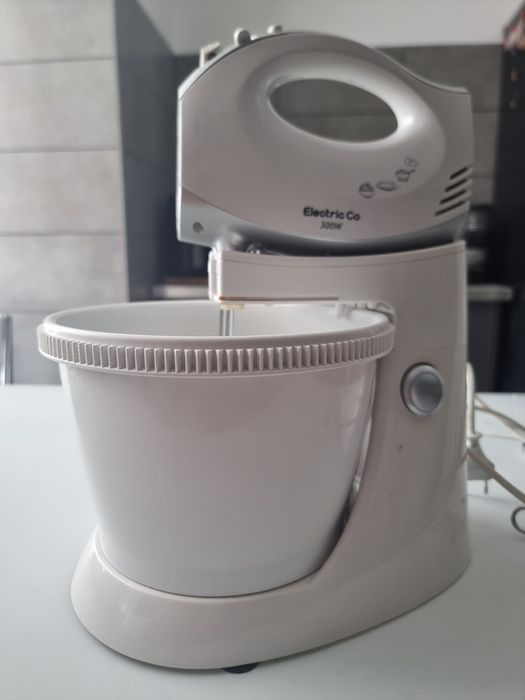 Batedeira com Taça Electric Co 300W