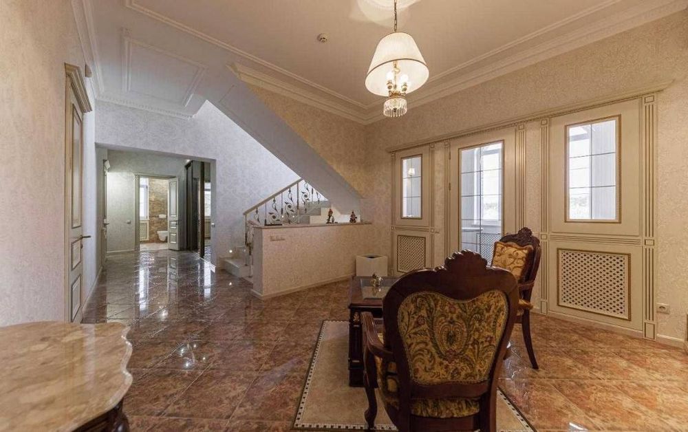 Продаж будинку для великої родини на Київському морі с.Хотянівка