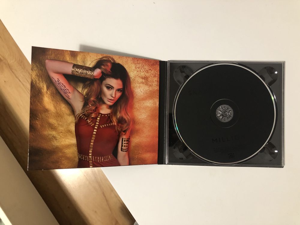 Honorata Skarbek Honey płyta album Milion