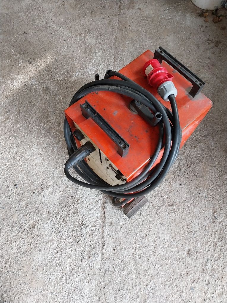 Spawarka Bester STB-225