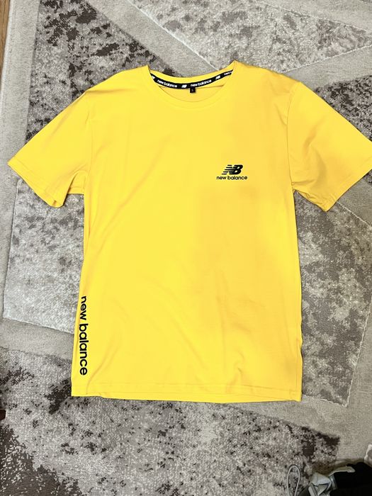 Футболка New Balance