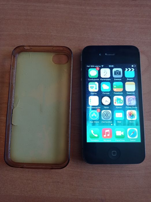 Apple iPhone 4 16GB черный