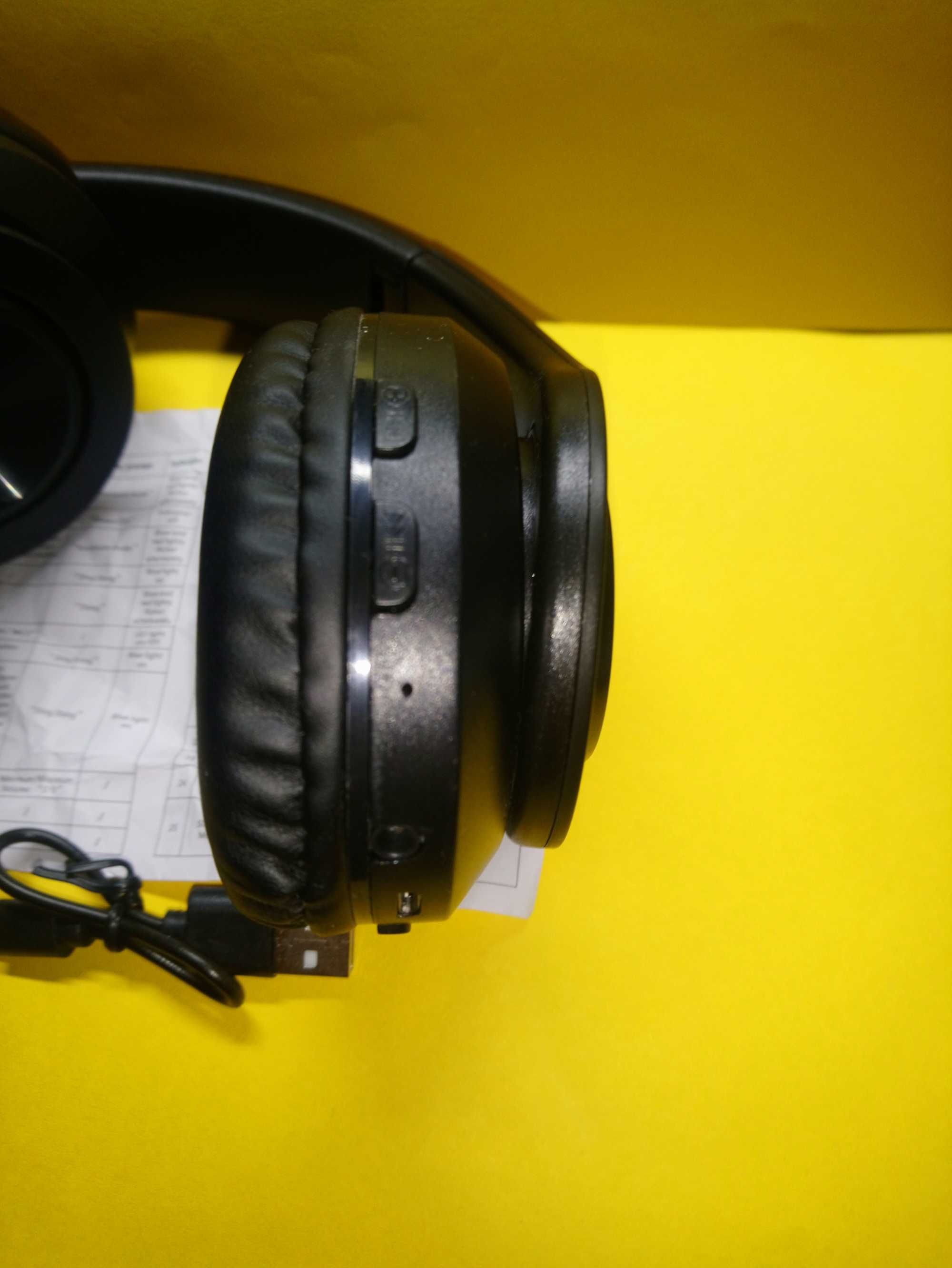 Бездротові Bluetooth стерео-навушники Picun B21 з функцією плеєра
