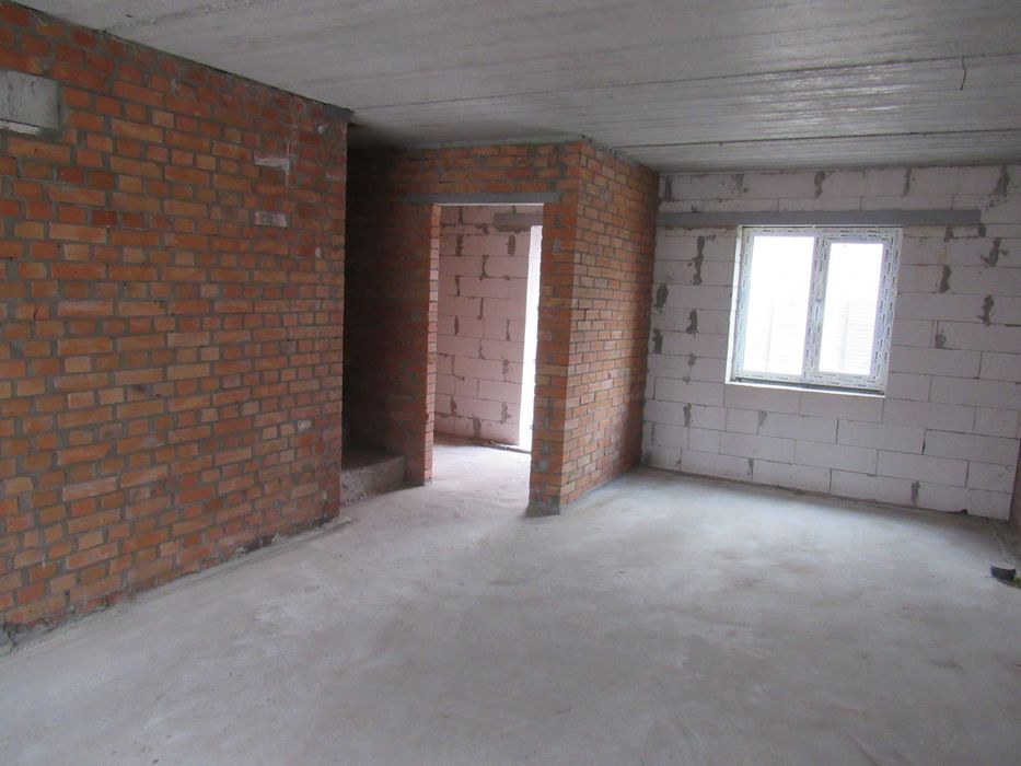 Продам таунхаус вул. Дахнівська р-н Соснівки ЖК "біля Соснового Бору"