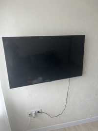 Телевизок ,samsung ue50cu7100u,