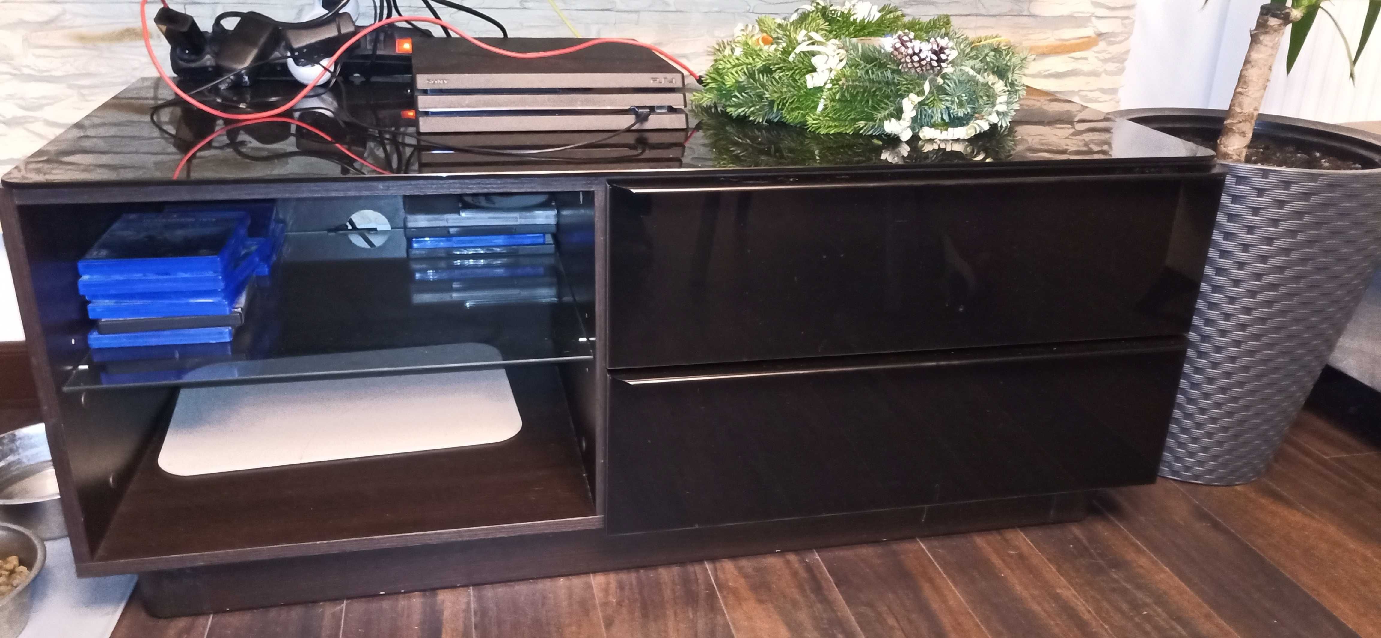 Szafka RTV pod tv
