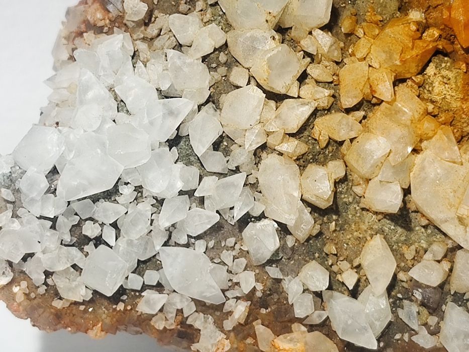 Kalcyt fluoryt baryt - minerał z Hiszpanii