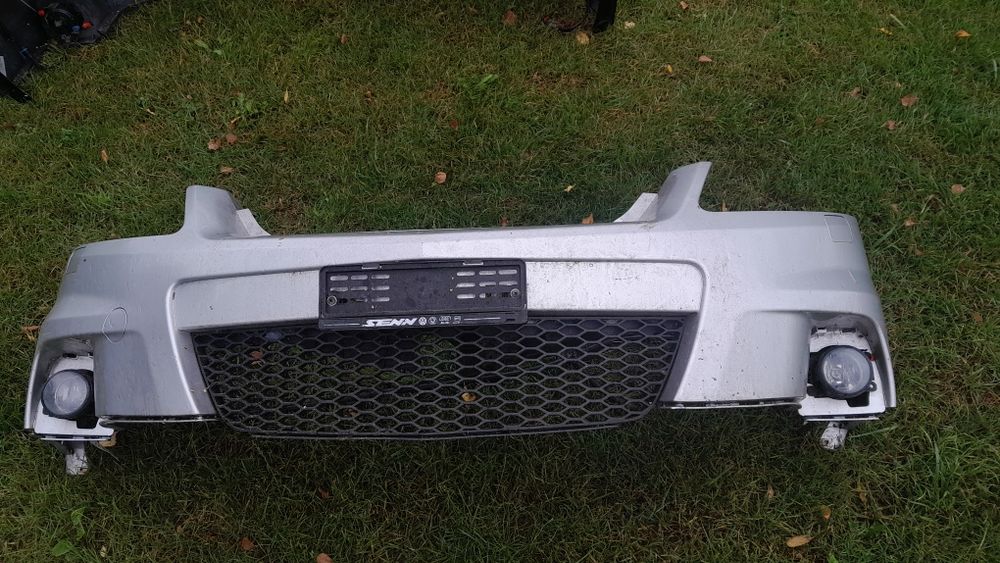 Opel Zafira B OPC Zderzak przedni przói z20R Z157 czarny Srebrny