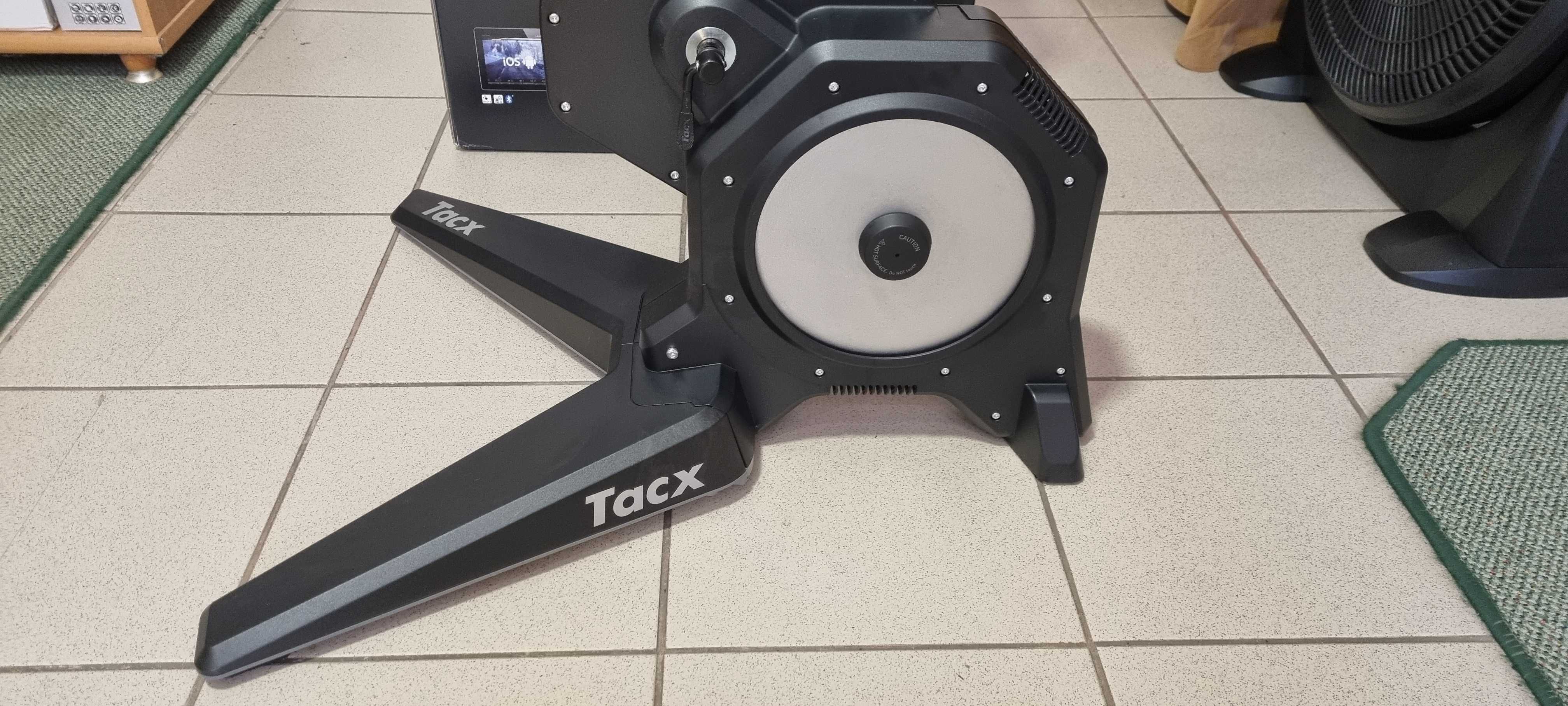 Trenażer rowerowy Tacx Flux S