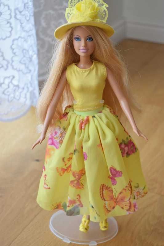 Ubranka dla Barbie - elegancki strój