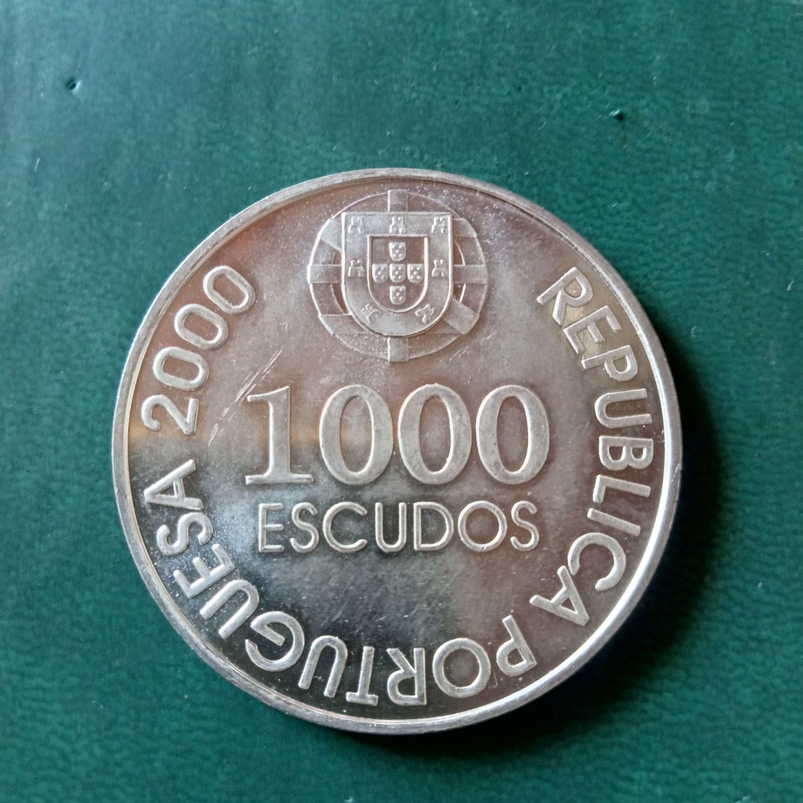 moeda 1000 escudos  prata D joao castro