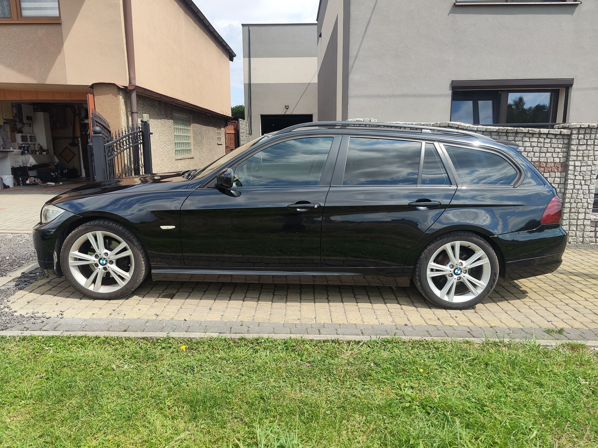 BMW e91 duża navi