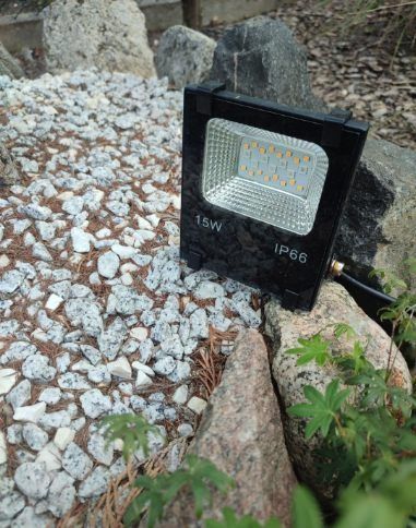 Reflektor naświetlacz Mobri 15W RGBW Smart Flood Light IP66 okazja