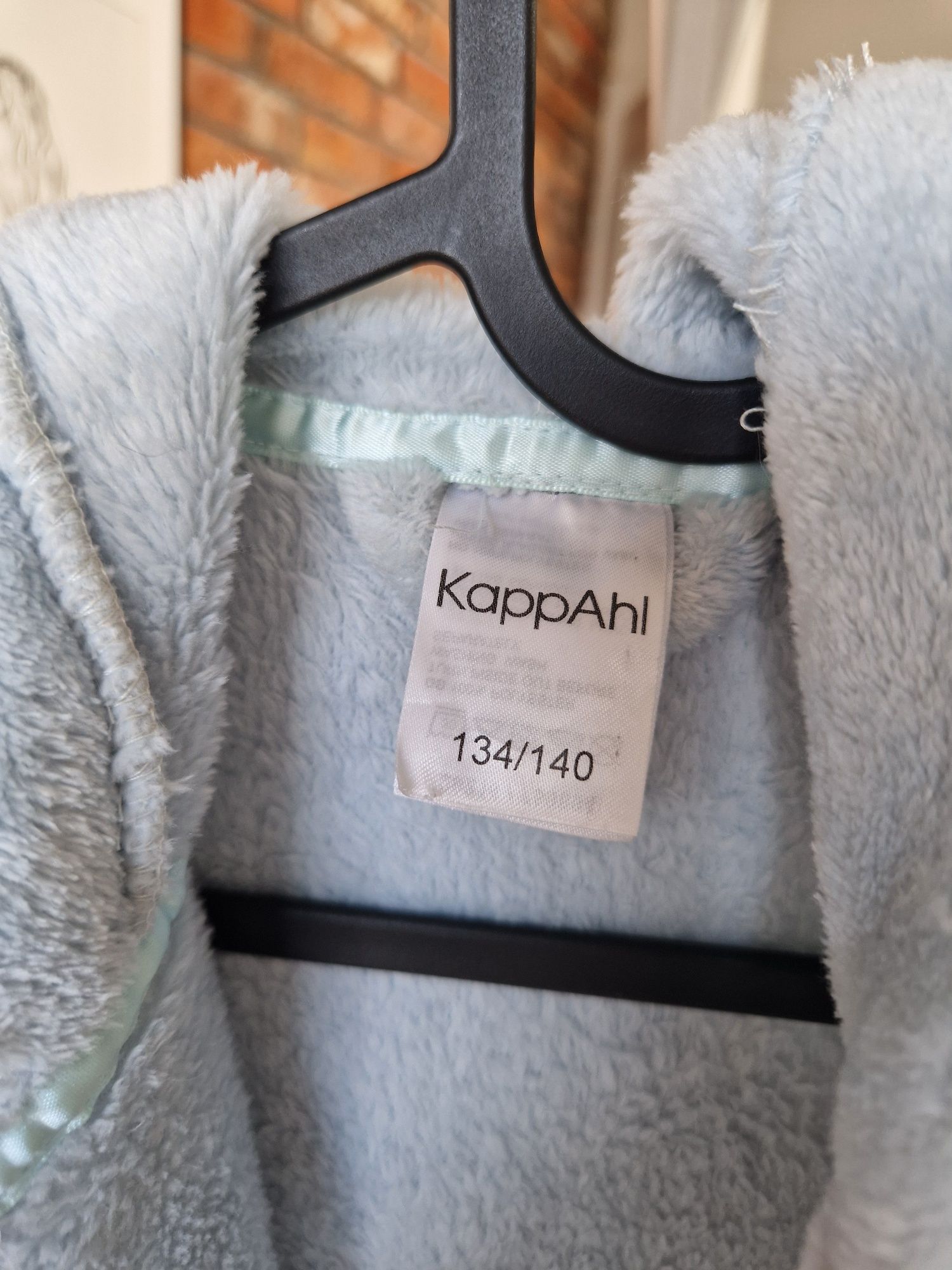 Szlafrok dzieciecy dziewczynka marki Kappahl 134 140 cm