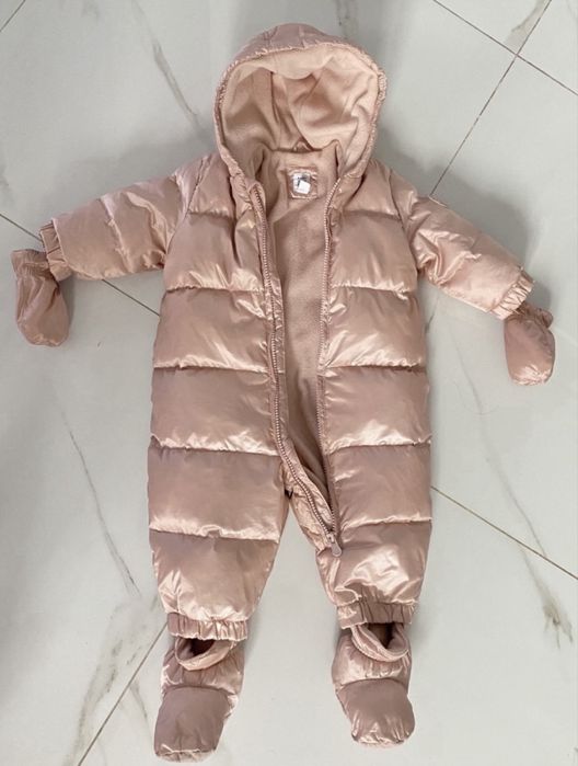 Зимовий, найулюбленіший комбінезон на пуху GAP 12-18, 18-24міс.