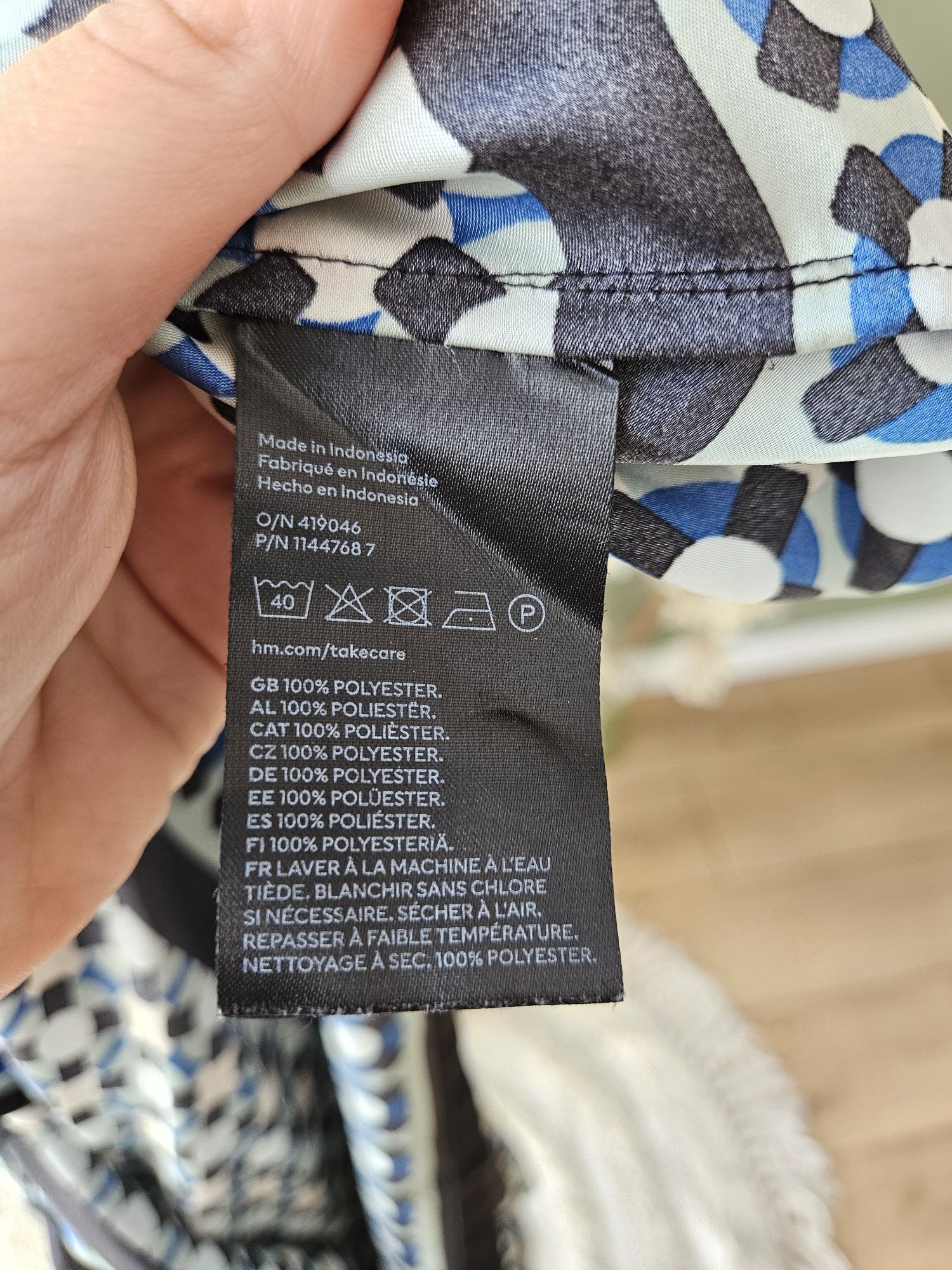 Koszula damska H&M casual wzory M/L Elegancka capsule z połyskiem caps