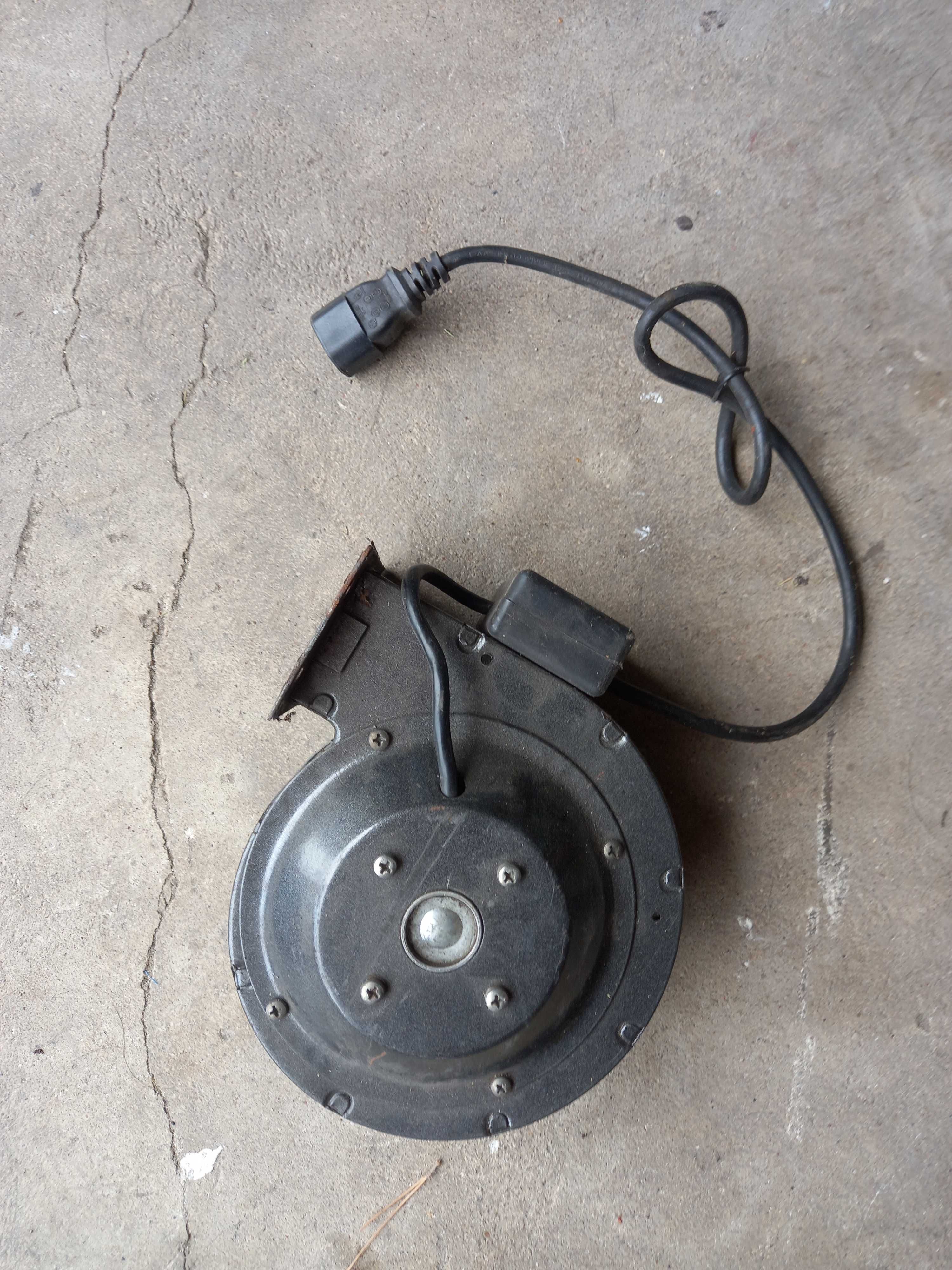Wentylator nadmuchowy do pieca RV12