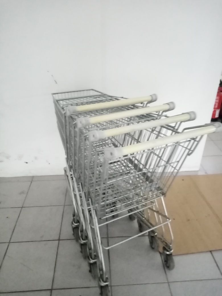 Carros compras de autoserviço