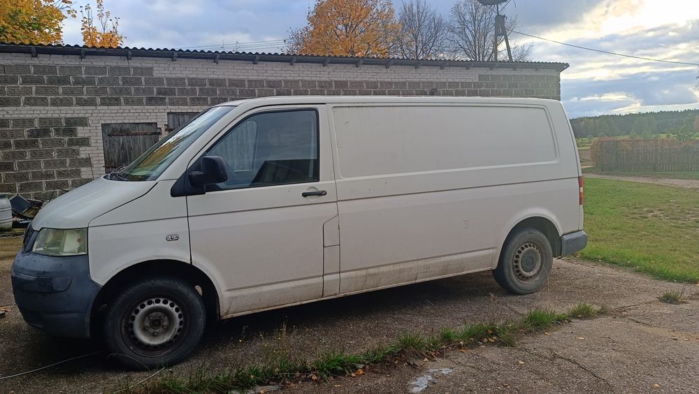 VOLKSWAGEN transporter T5 dostawczy