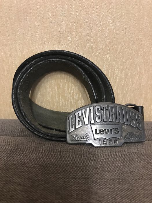Ремень кожаный levis