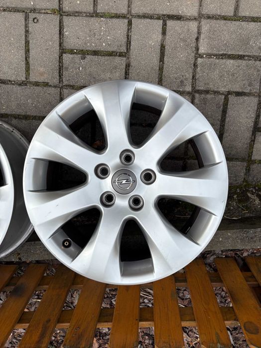 Alufelgi Opel 5x115 17 cali Oryginalne Astra J K Mokka Mokka X