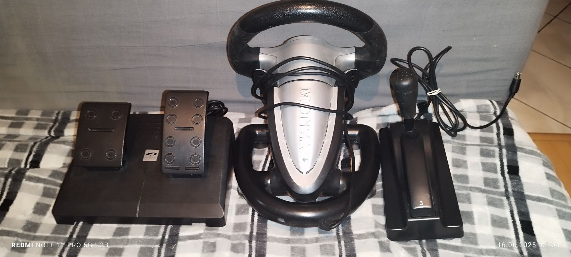 Sprzedam kierownicę Apollo rw-1007PC