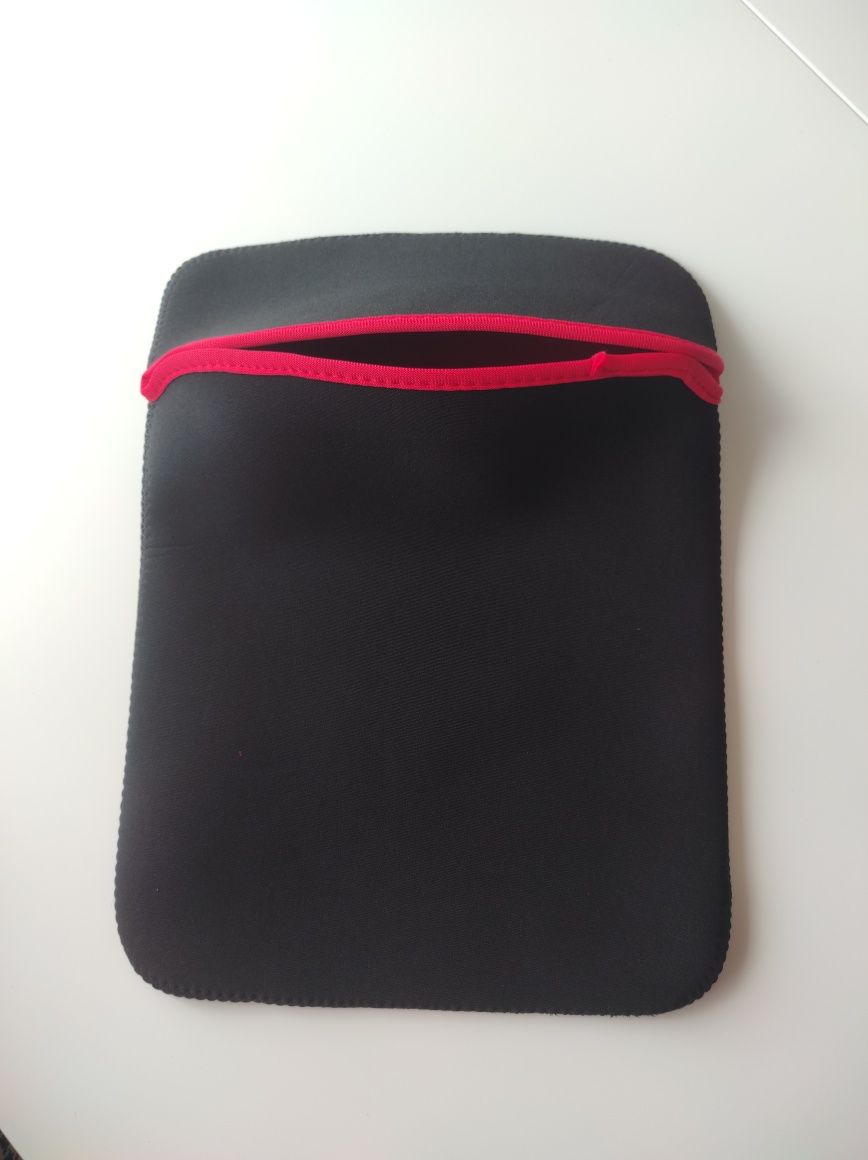 Etui do tabletu i laptopa