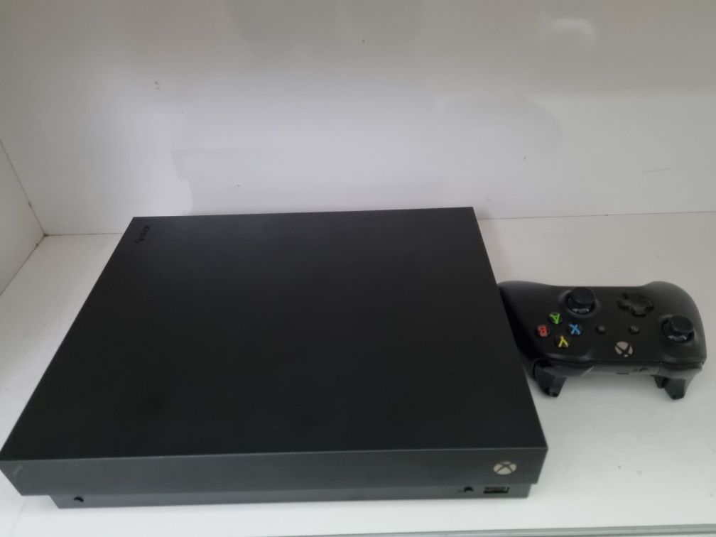 Xbox One X Como NOVA