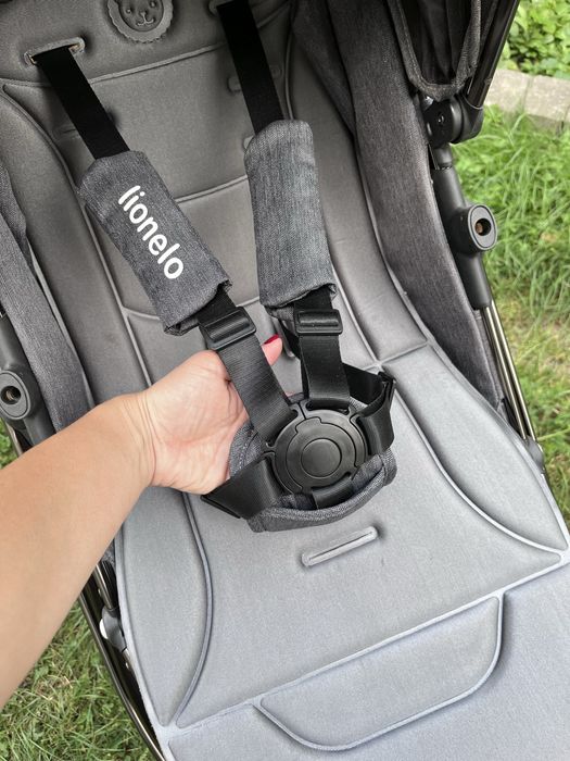 Продам дитячу коляску 2 в 1 lionelo mary