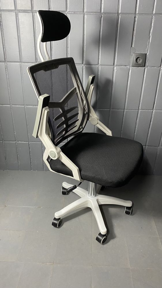 Офісне крісло, офисное кресло, крцсло сітка 20 шт.