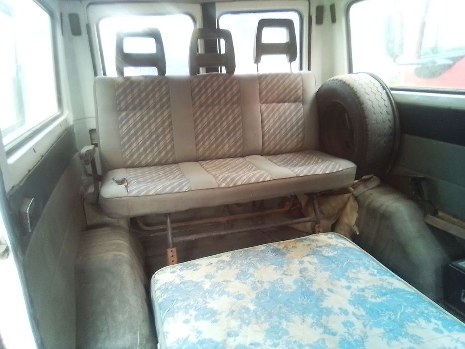 Mercedes D100, 2.4 gasoleo