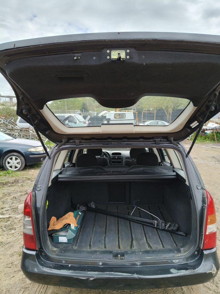 Opel Astra 1.6 gasolina ano 99 só peças
