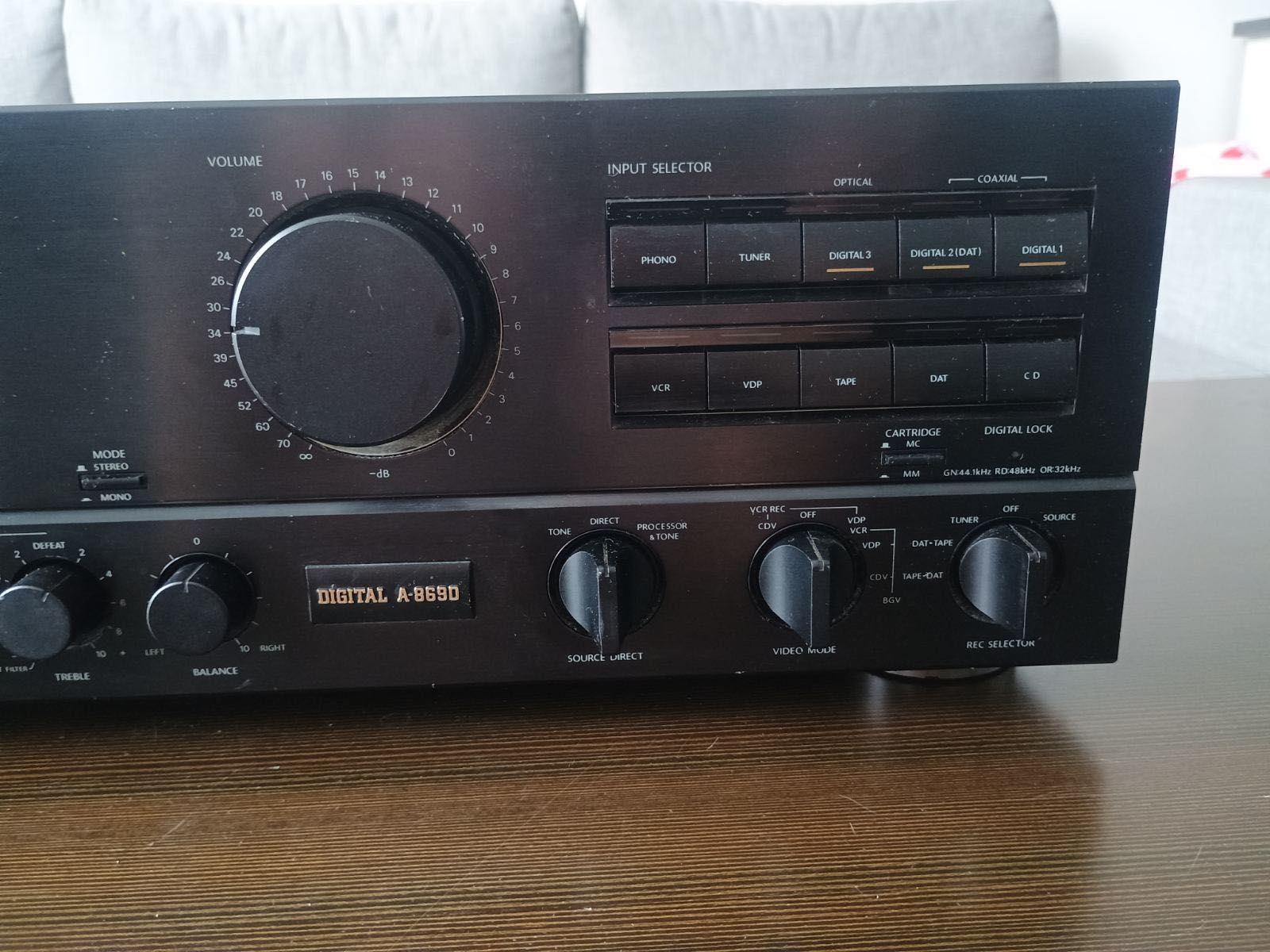 Onkyo Integra A-8690 uszkodzony amplituner