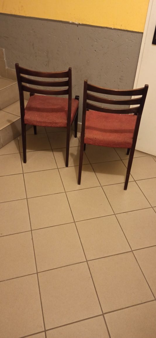 Stare krzesła, prl, antyk