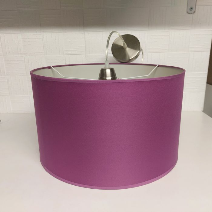 Candeeiro de cor rosa