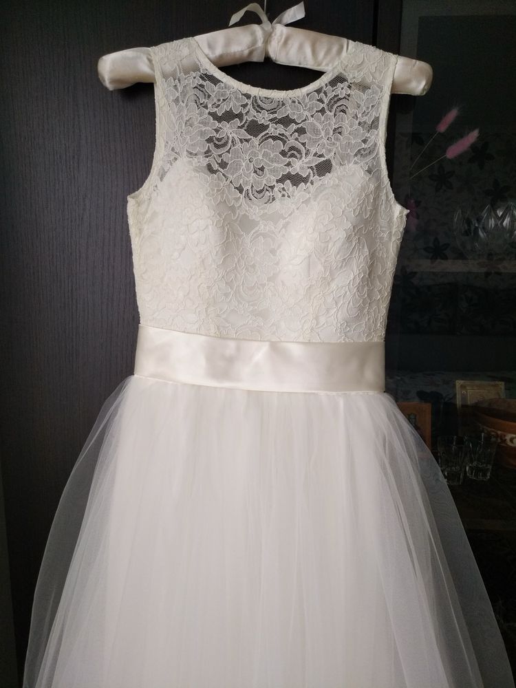 Дуже гарна Весільна сукня!!! Розмір xs