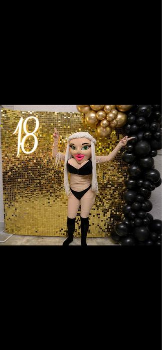 Żywa maskotka dla dorosłych tancerka striptizerka