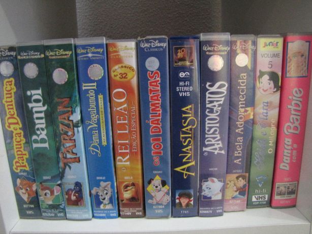 VHS (35) Filmes Disney e Barbie como novos