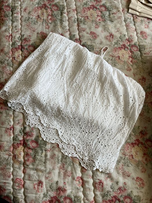 Vestido branco midi – bordado inglês & alças finas (M)