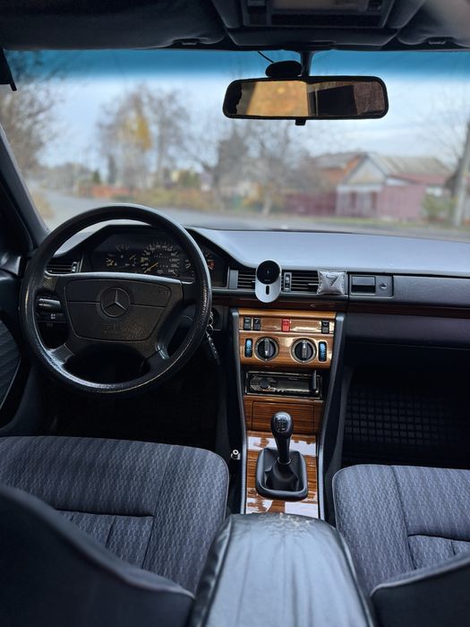 Продам Mercedes-Benz w124