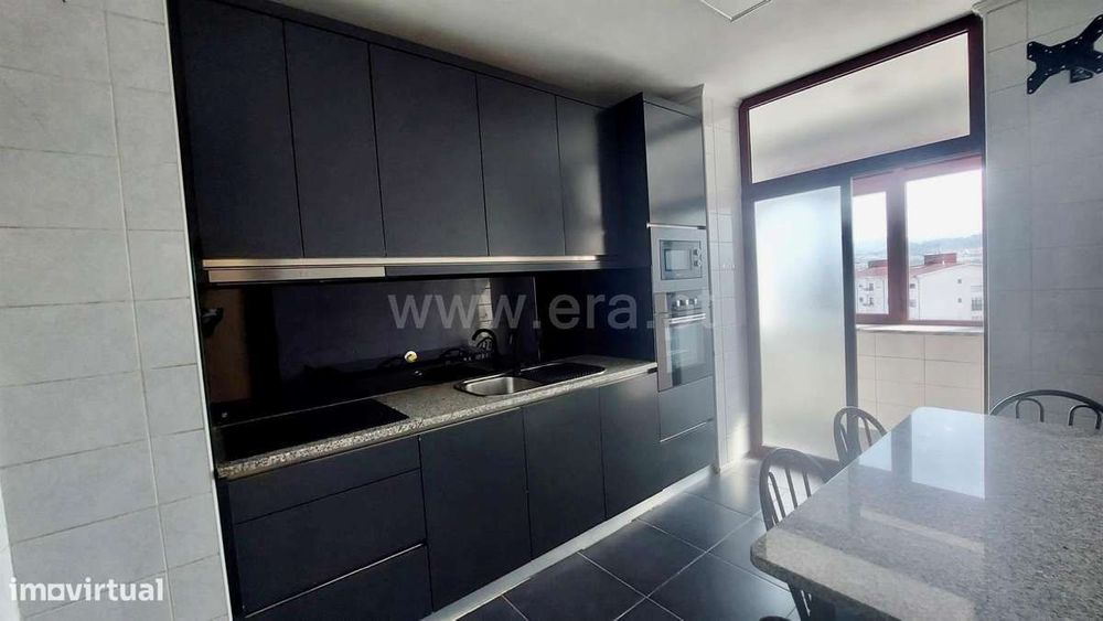 Apartamento T3 em Paredes