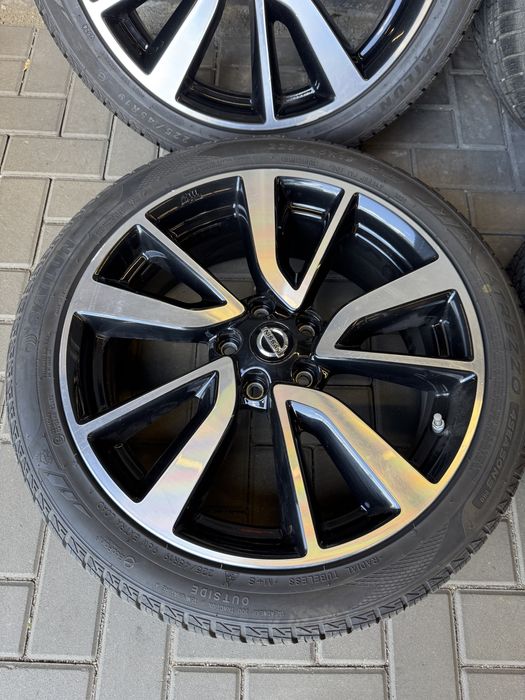Koła aluminiowe 19 5x114,3 Nissan Qashqai 225/45R19 Całoroczne  24Rok