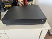 Xbox One X 1 TB