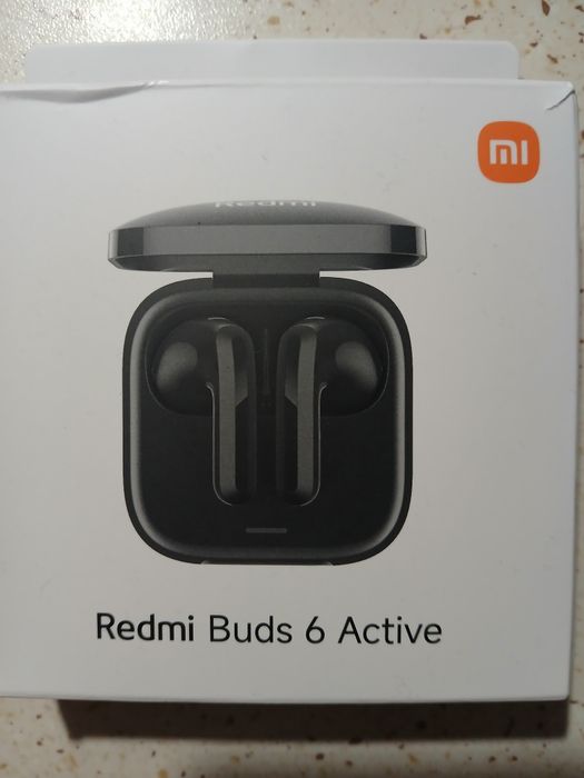 Słuchawki bezprzewodowe douszne Redmi. Nowe