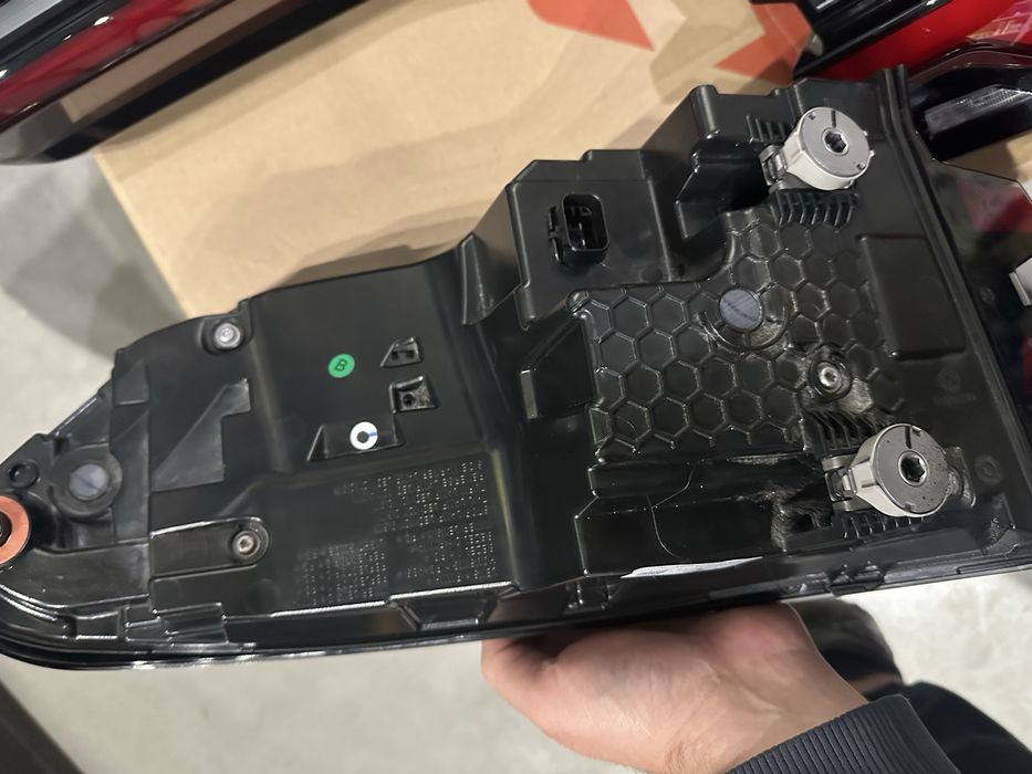 Задні ліхтарі фанарі на BMW X5 G05 2023+ Європа  оригінал бу