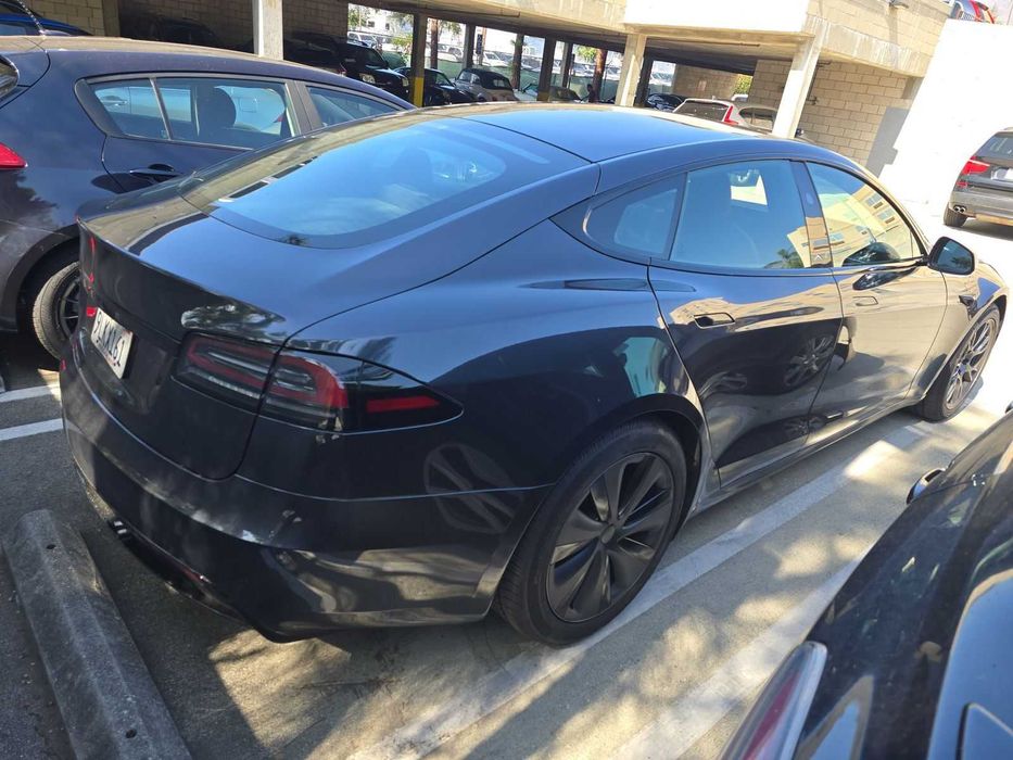 Tesla Model S AWD 2024