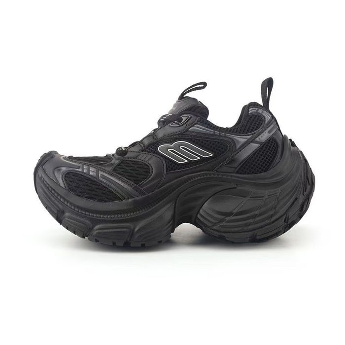 Balenciaga 10XL