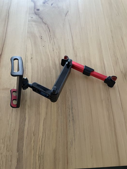 Três Suportes para tablets e telemóveis