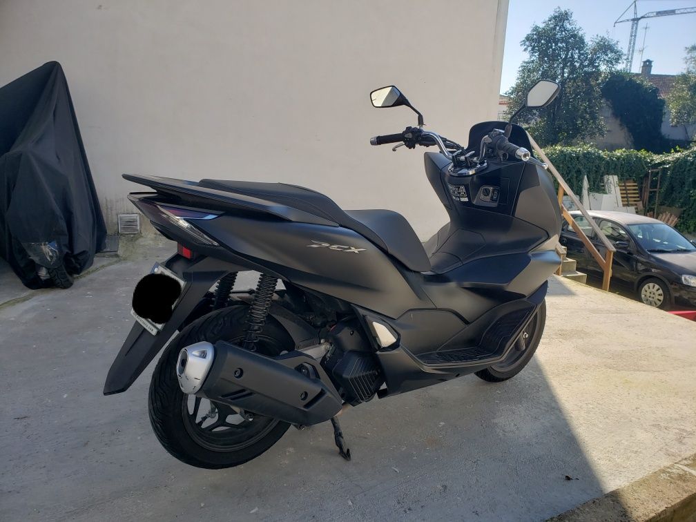 Honda PCX 2023 - revisões ok